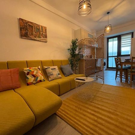 Apartment Near Palas Mall Yaş Dış mekan fotoğraf